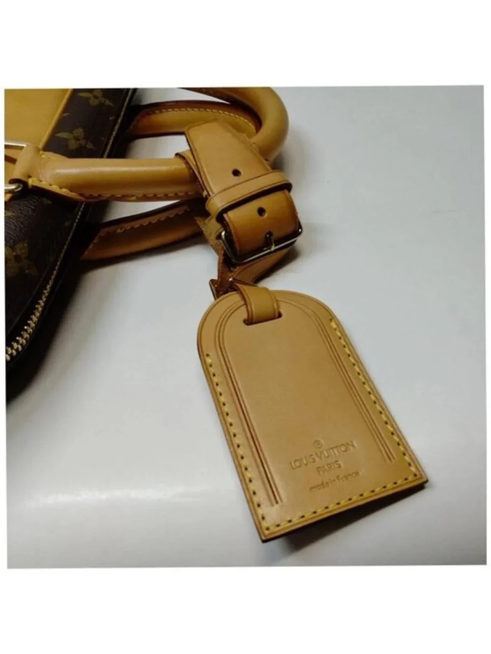 Authentic Louis Vuitton Evasion MM Monogram Travel Bag